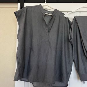 Figs scrub set grey . Oversized top xxl. Pants xxl joggers